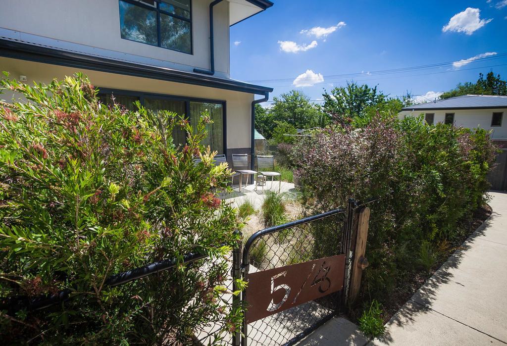 One Of A Kind Apartments Canberra Exterior photo
